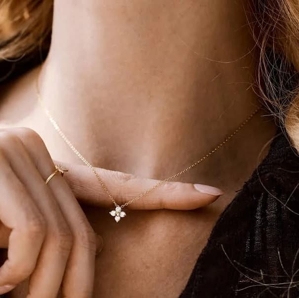 Dainty Floral Diamond Pendant Necklace
