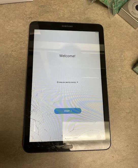 Restored Samsung Galaxy Tab E 9.6
