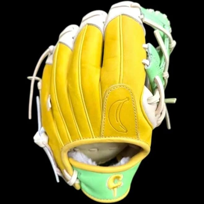 A-Peeling Banana Series 11.5 I-Web Baseball Glove
