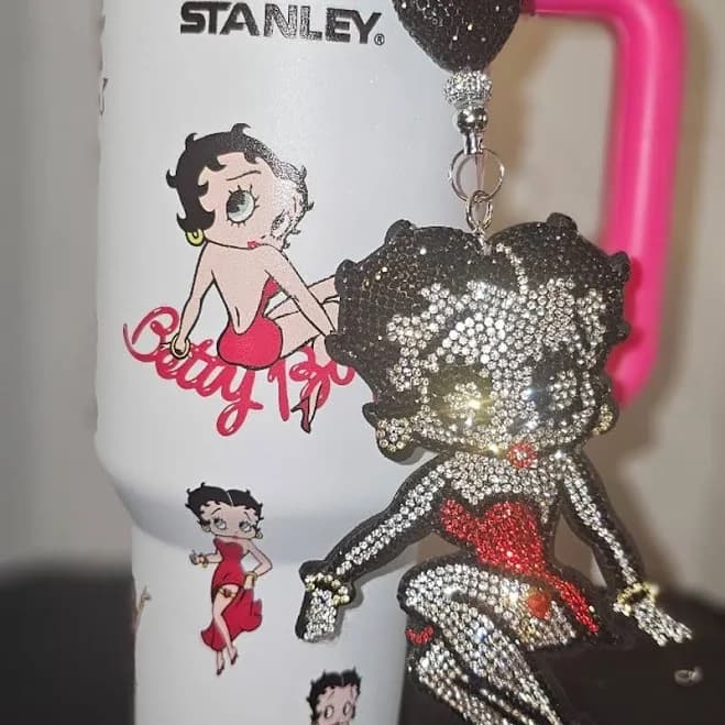 Stanley Beautiful 40 Oz White And Red - New Vintage & collectibles