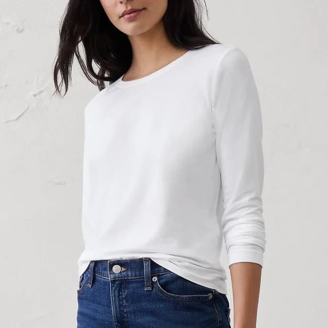 Women's Timeless Long-Sleeve Crew-Neck T-Shirt