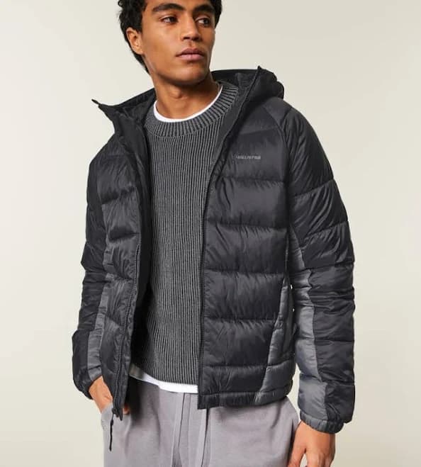 Hollister Men's Hooded Zip-Up Puffer Jacket