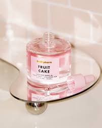 Mejores ofertas e historial de precios de Fruit Pharm Fruit Cake After Shave Face and Body Oil for All Adult Skin Types en JoinHoney.com | Honey