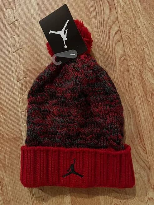 Nike Air Jordan Jumpman Pom Knit Beanie Hat Red Multi Logo Youth Kids