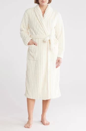 NORDSTROM RACK Textured Plush Fleece Robe in Ivory Egret at Nordstrom Rack, Size X-Large