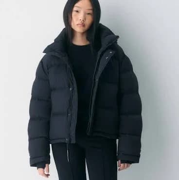 The Super Puff Women's The Super Puff Shorty Jacket in Black | 2XS