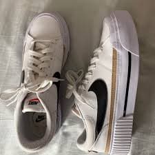 Nike tennis court shoes women size 7 worn 5 times... | Depop