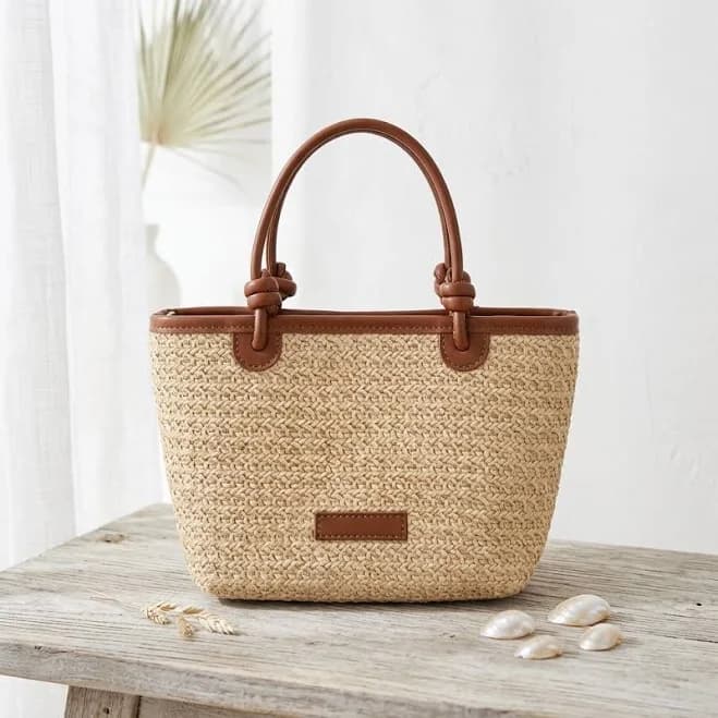 Retro Knot Handle Woven Straw Bucket Bag