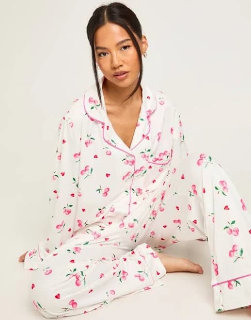 Boohoo Women's Petite Cherry Print Long Sleeve Pyjama Set