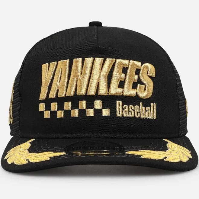 New Era New York Yankees Podium Pack Golfer Trucker Snapback