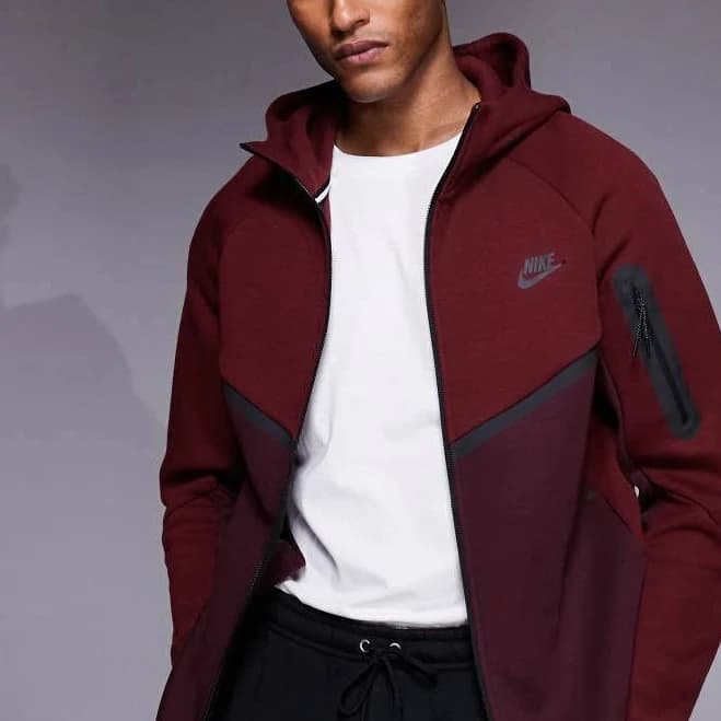 Nike Tech Fleece full zip hoodie in burgundy-Red