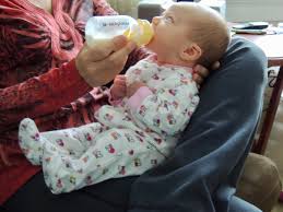 Paced Bottle Can Babies Breastfeed And Bottle Feed Breastfed Baby Bottle Paced Feeding Breastfeeding Paced Feeding