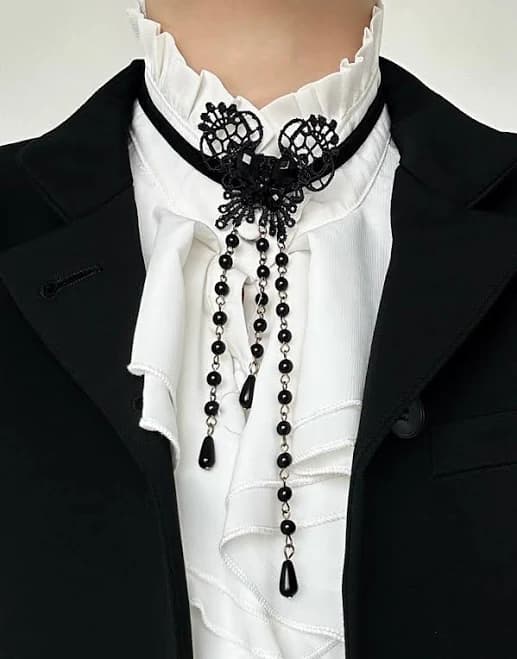Ouji Lolita Elegant Lace Flower Choker Necklace with Bead Chains