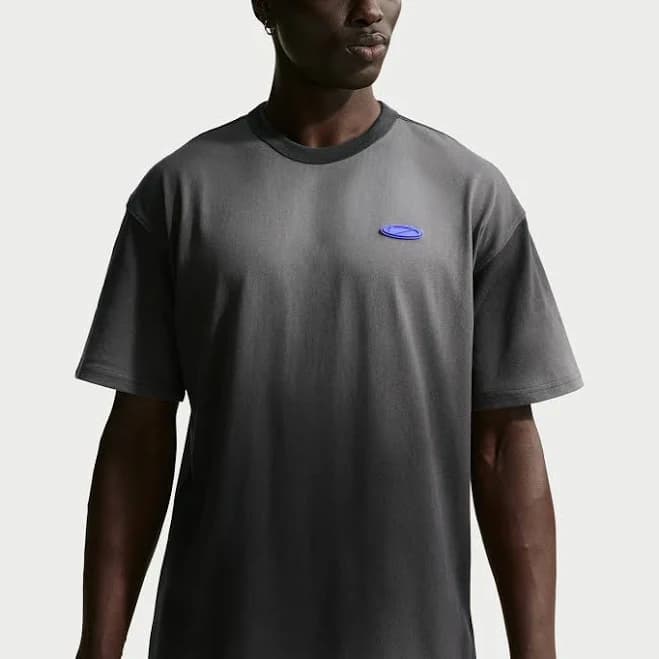 Nike Sportswear Premium Essentials T-Shirt