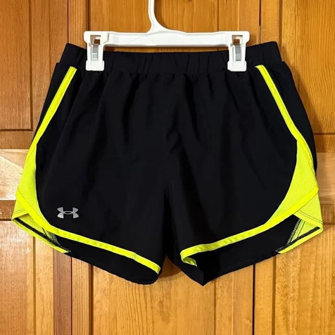 Under Armour Women's Speed Stride Run Shorts