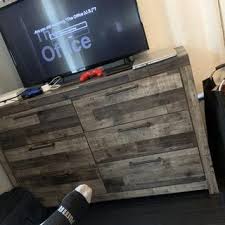 Ainsworth Bedroom Dresser | Raymour & Flanigan