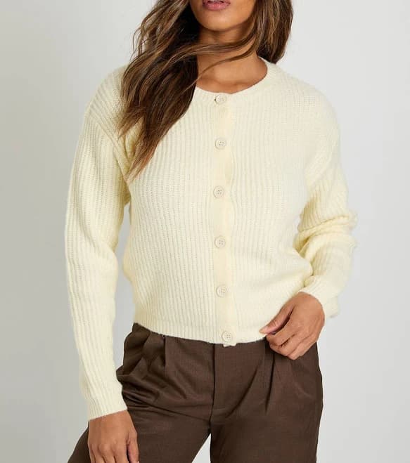 Boohoo Women's Super Soft Crew Neck Knitted Chunky Cardigan
