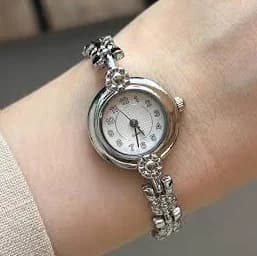 Roman Numeral Adjustable Metal Wrist Watch