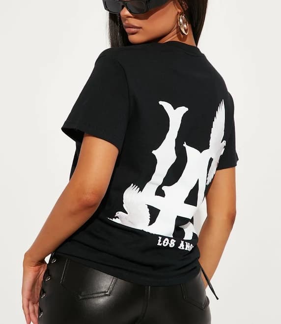 Fashion Nova Short Sleeve Graphic T-Shirt