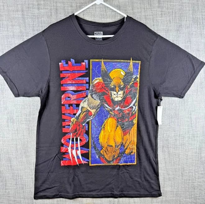 Size L - Marvel Comics Classic Wolverine Graphic T-shirt Black