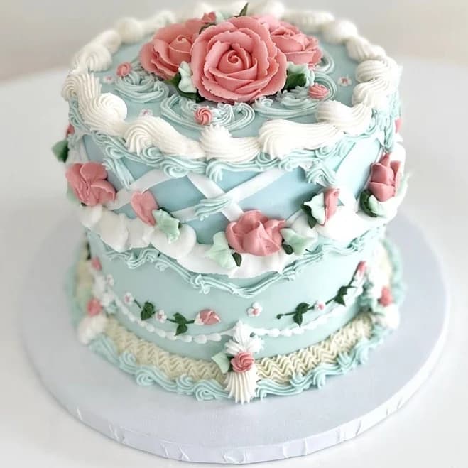 Lambeth and Buttercream Floral Cake
