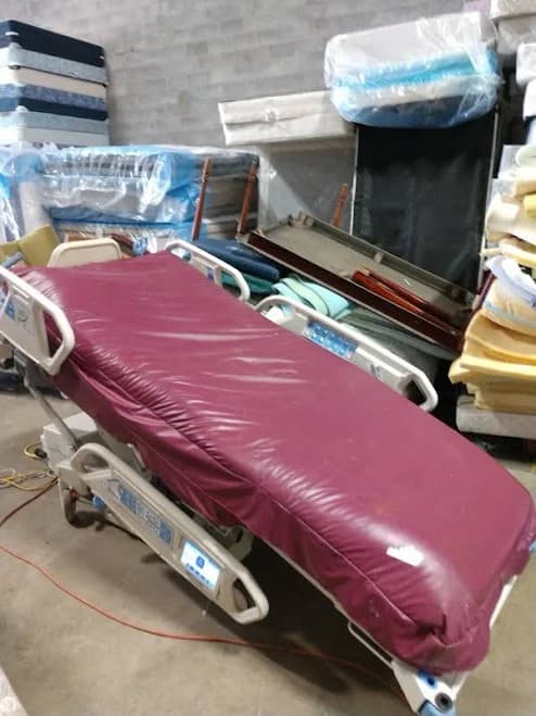 Hillrom Total Care Sport Hospital Bed with Mattress VGC Free Shipping