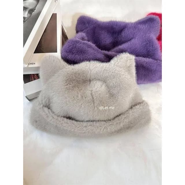 LANWO Fluffy Cat Ear Beanie