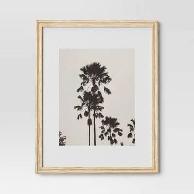 Room Essentials Traditional Value Picture Frame