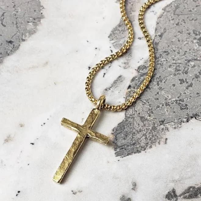 Hammered Gold Cross Pendant Box Chain Necklace