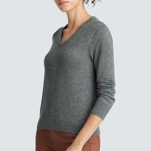 Unbound Merino Women's V-Neck Sweater