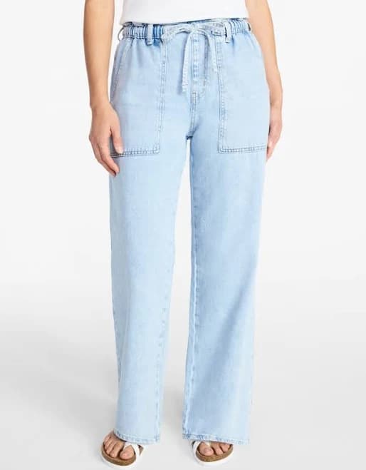 Time and Tru Women's Pull On Wide Leg Jeans