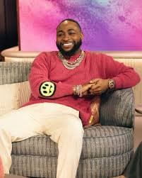 The Kelly Clarkson Show Davido Pink Smile Face Jumper | Save $20