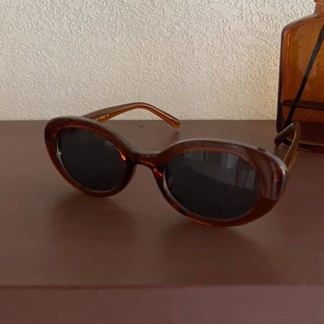 Vintage Inspired Oval Tortoiseshell Sunglasses
