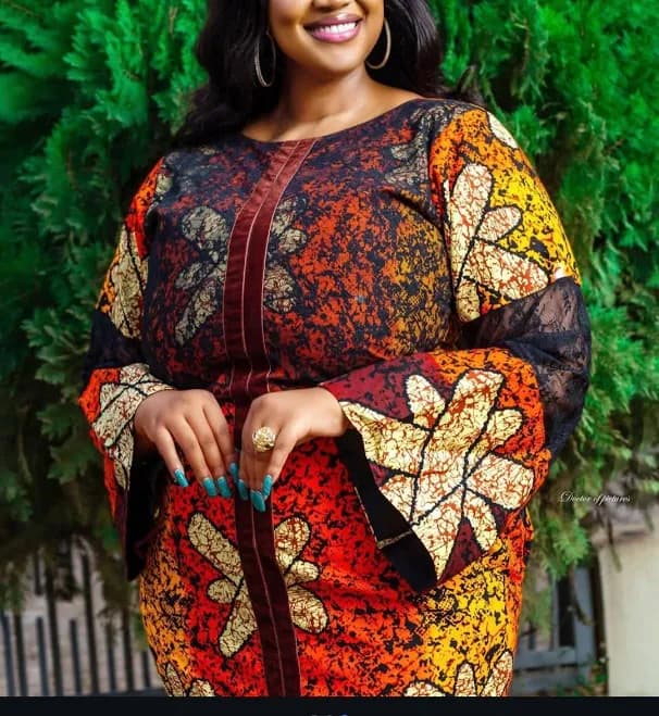 African Women's Ankara Gown Outfit