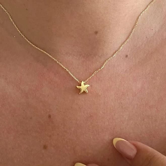 14K Gold Minimalist Starfish Pendant Necklace