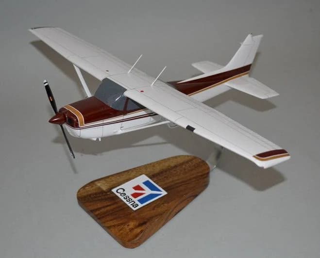 Cessna 210 Centurian Model