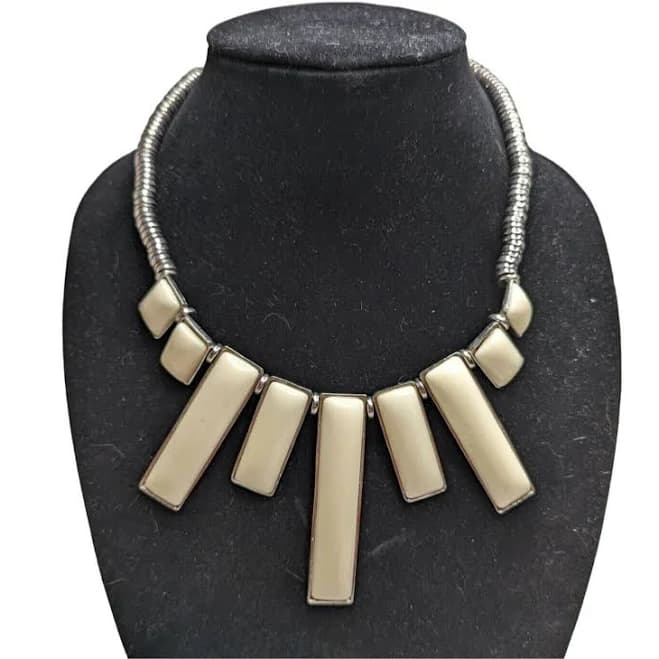 Vintage 1960s Statement Piece Necklace Milky Cream Chunky Stone