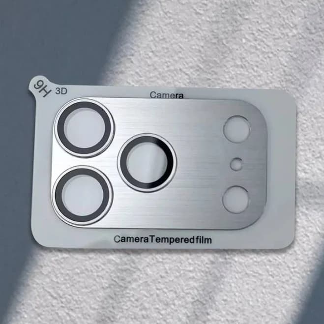 Full-Coverage Aluminum Camera Lens Protector for iPhone 17 Pro Max
