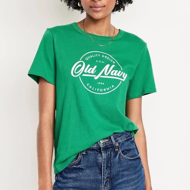 Old Navy Women's Everywear Logo Graphic T-Shirt
