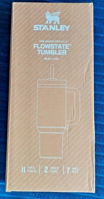Stanley FlowState Quencher H2.0 Tumbler/ 40oz / Color: Cream