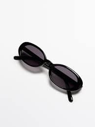 Mini oval sunglasses · Black · Sunglasses | Massimo Dutti