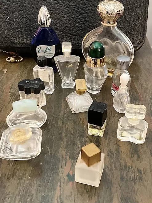 Vintage Perfume Bottles 14 Different Types -display Only (sold