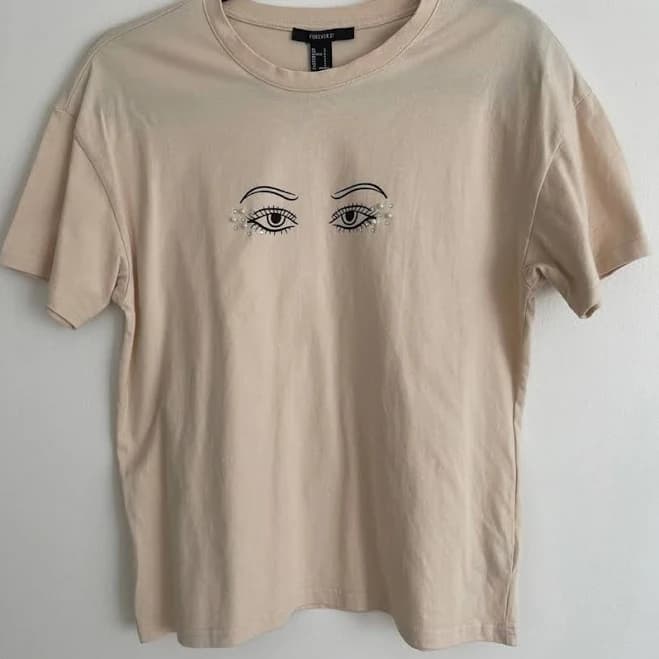 FOREVER 21 Eye Graphic Tee - Women | Color: Beige | Size: S
