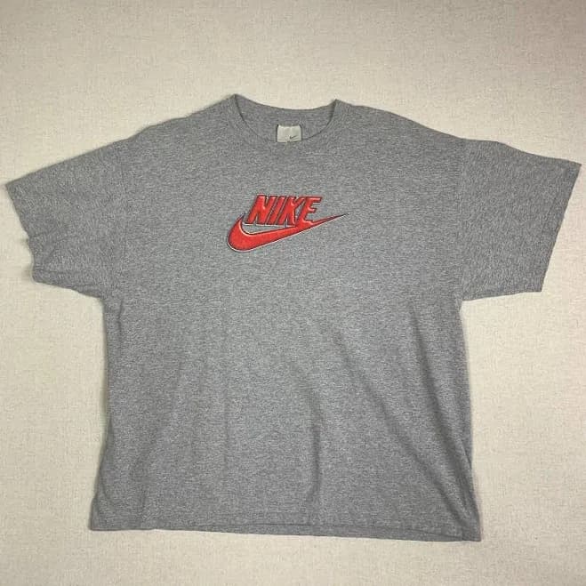 Vintage Nike Grey Tag Big Logo Grey Red T-Shirt - XL - 90s