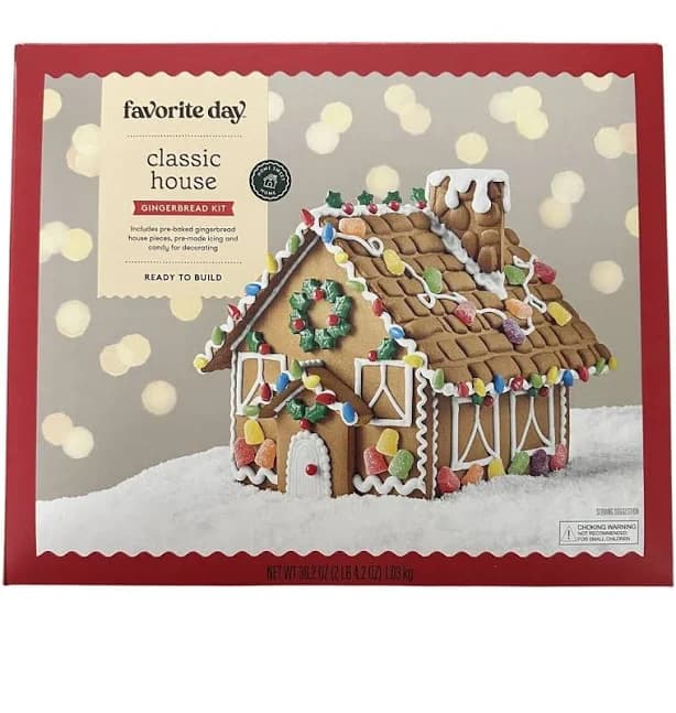 Favorite Day Holiday | Target Favorite Day Classic House Gingerbread Kit Ready To Build | Color: Green | Size: Kit | _Melder's Closet