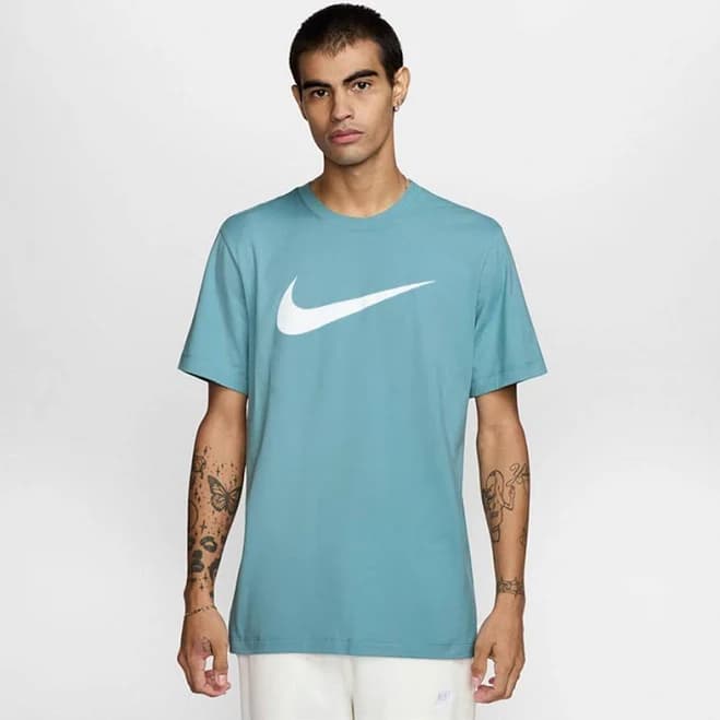 Nike Men's Sportswear Swoosh T-Shirt