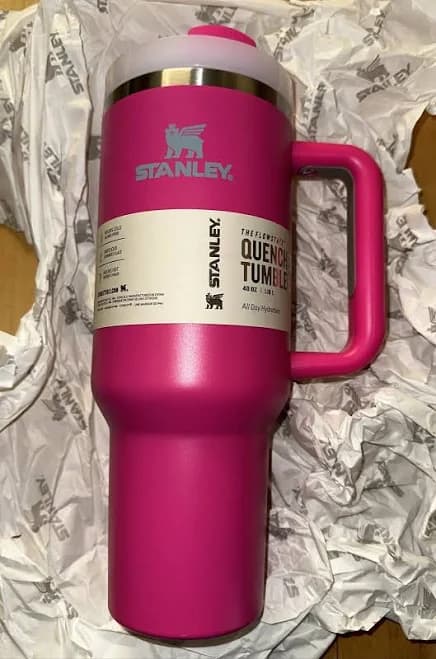 Stanley Quencher Flowstate H2.0 Tumbler 40 Oz Cherry Blossom Pink