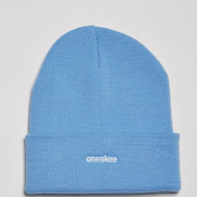 Essential Logo Beanie