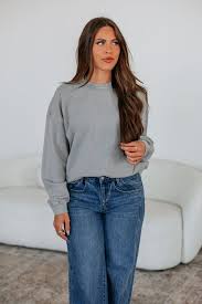 Amala Washed Crewneck – Wild Oak Boutique