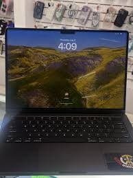 MacBook Pro 14inch M4, 16Ram 512gb